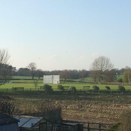 Porthkerry House Bed And Breakfast Little Budworth Екстер'єр фото